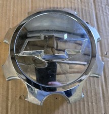 Chevy Center Caps Hubcaps Silverado 2500 3500 9597789 Oem Wheel Chrome Genuine Chevy Center Caps Hubcaps Silverado 2500 3500 9597789 Oem Wheel Chrome Genuine