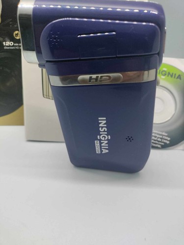 Insignia NS-DV720P Dark Blue Video/ Photo Very Good Condition with accessories - Picture 14 of 15