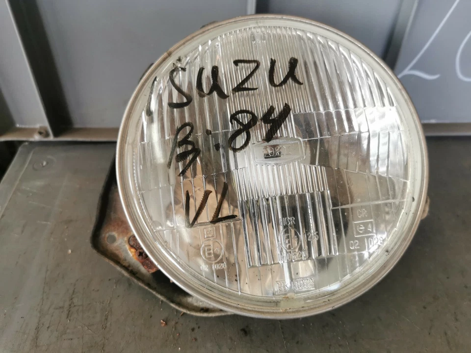 Original Isuzu Trooper MK1 I Gen 1 Frontscheinwerfer Scheinwerfer vorne links  - Bild 2 von 4