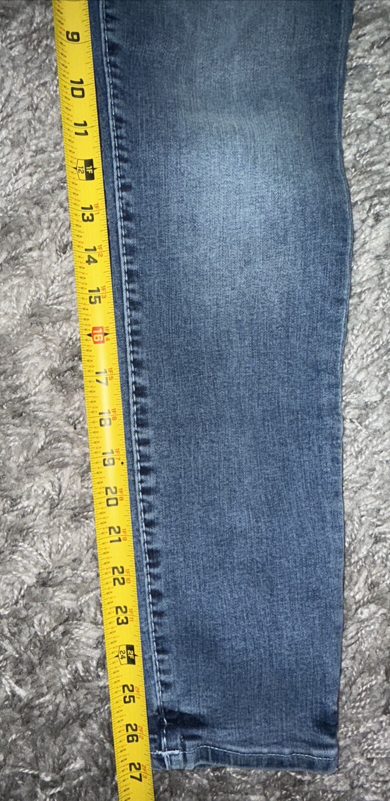 True Religion Halle Mid Rise Super Skinny Jeans Women's Size 28W Medium Wash thumbnail 2