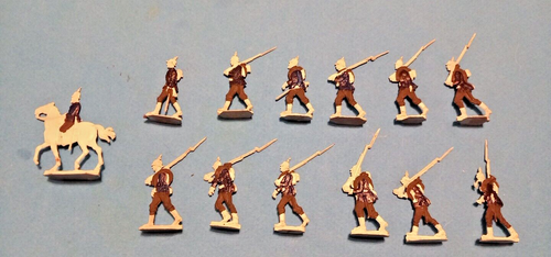 Plats d'étan - Znnfguren : Autrche - 14 soldats et groupe du