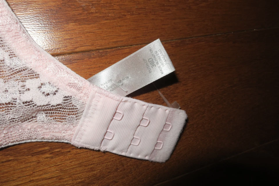 36D DE COLECCIÓN ❤️VICTORIA'S SECRET ❤️ Sujetador ENCAJE ❤️ ROPA INTERIOR PUSH UP ROSA Foto 4 de 4