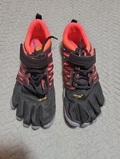 Vibram Fivefingers Shoes Womens Size 7.5-8 EU 39 V-Train 17W6604