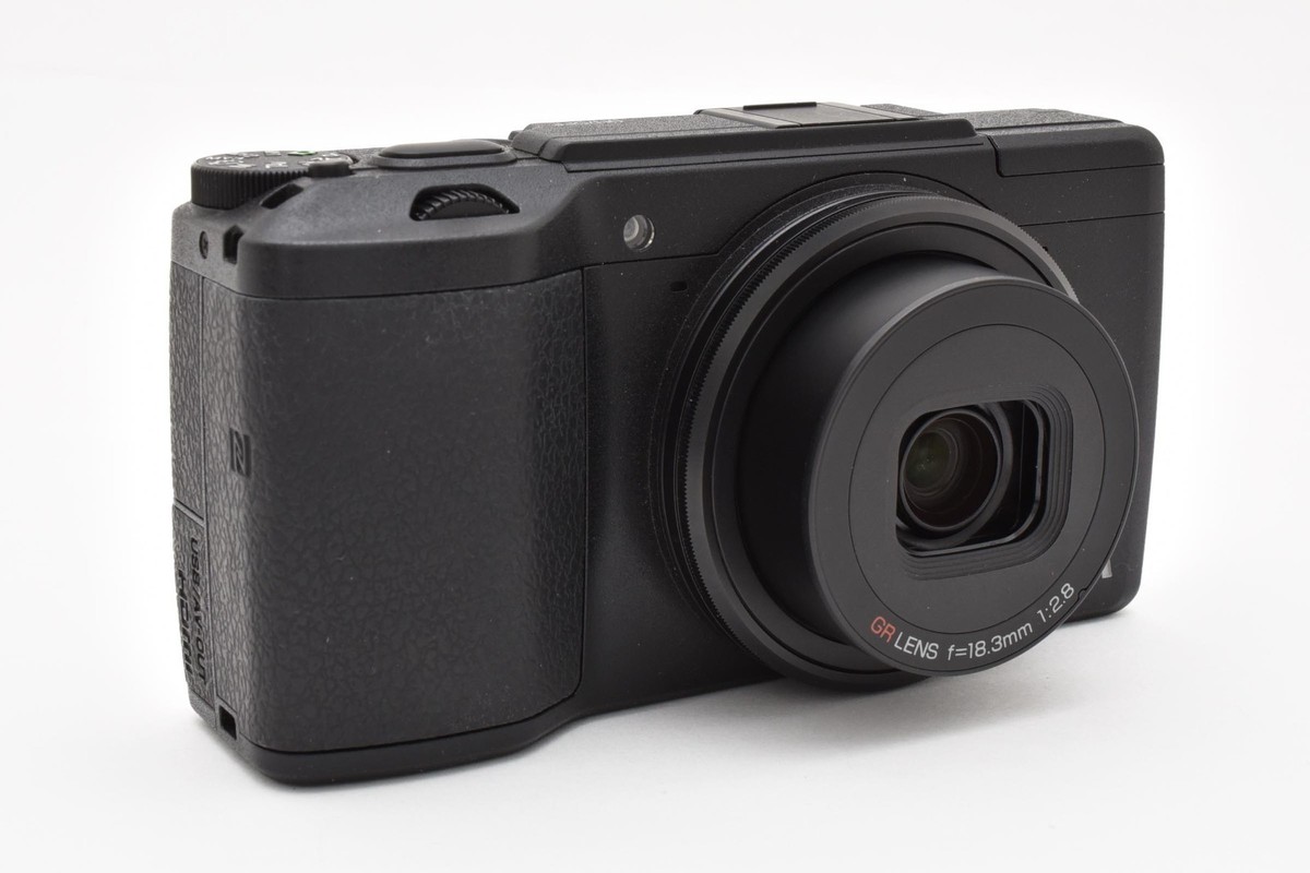 501 Shots [ TOP MINT ] Ricoh GR II 16.2MP Digital Camera 18.3mm f2