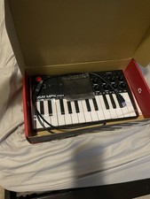 Akai MPK Mini 25 Key Electronic Keyboard and Pad Controller