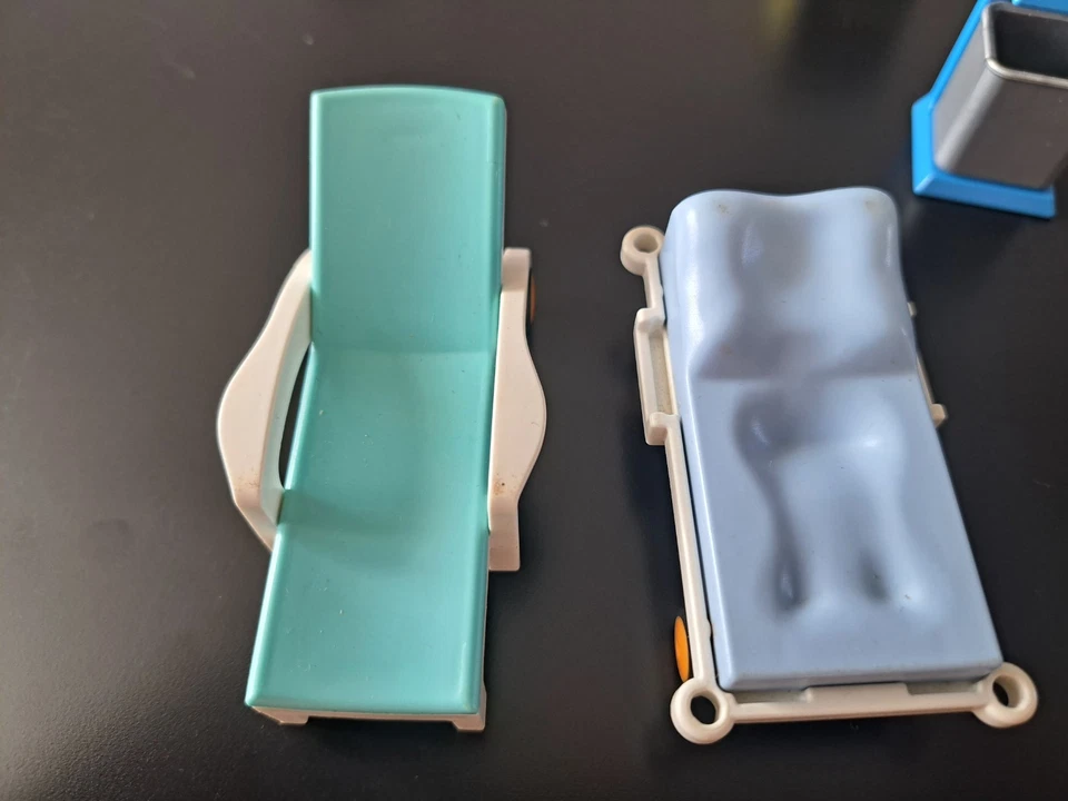 Accessoires Playmobil Intérieur Maison Cuisine Salon Chaise Poubelle  A Nettoyer - Photo 2/4