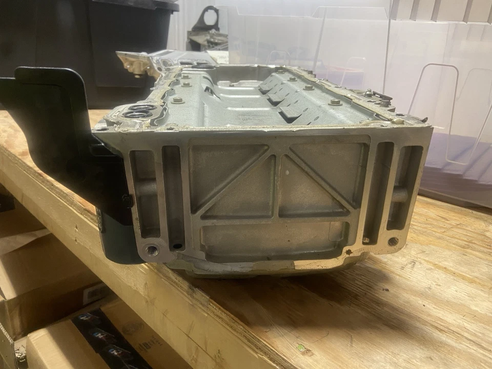 2016–2018 Chevy Camaro Corvette LT1 Engine Oil Pan OEM Used - Image 3 of 4