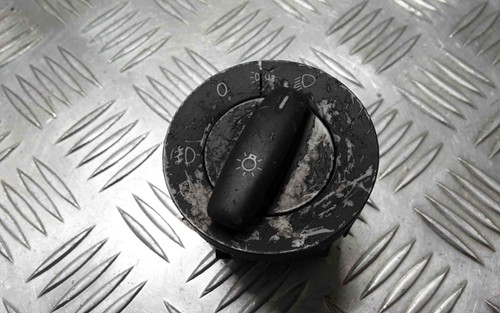 VW CADDY III Furgon 2KA, 2KH, 2CA, 2CH Scheinwerferschalter 1T0941431C 28404291