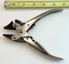 Vintage Parallel Pliers MAUN INDUSTRIES ENGLAND No. 495-6-1/2”