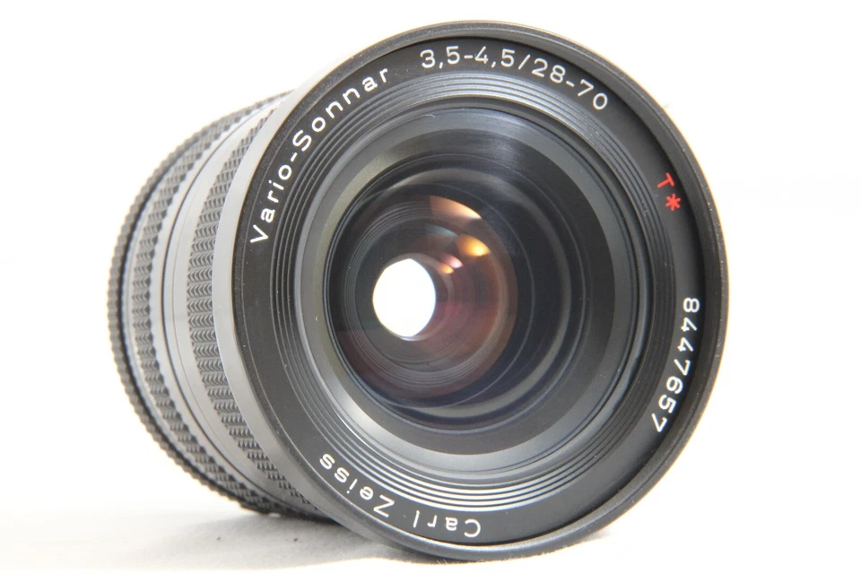 Contax Carl Zeiss Vario-Sonnar T* 28-70mm f/3.5-4.5 Zoom MMJ Lens #5495 - Image 2 of 4