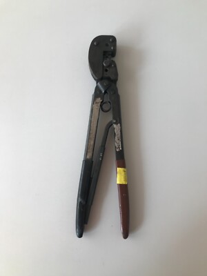 AMP 576778 Crimp Tool