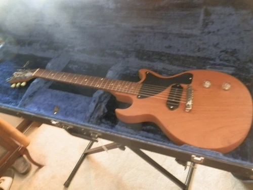 1950'S GIBSON LES PAUL JR  DC DOUBLE CUTWAY ELECTRIC GUITAR. VERY COOL PLAYER