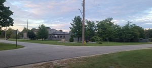 23,000 SF 4/3 BARNDOMINIUM EVENT CENTER COURTYARD STORAGE FACILITY 3 ACRE GATED