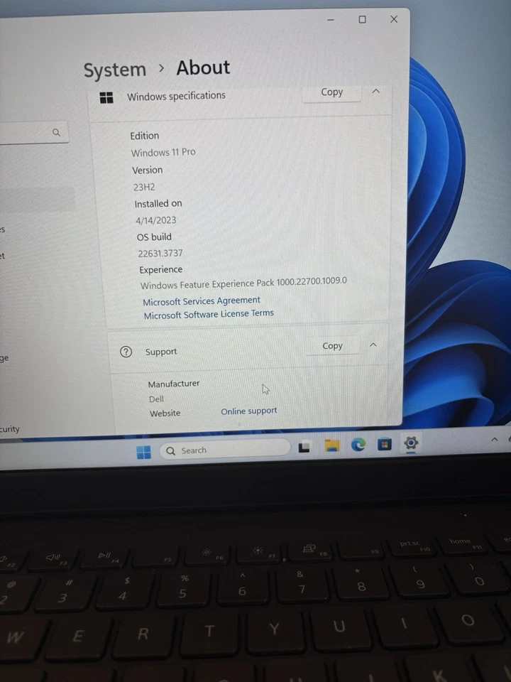 Laptop Dell Vostro 3420 11 Gen i5 8 GB Ram Windows 11 Pro Foto 3 de 4