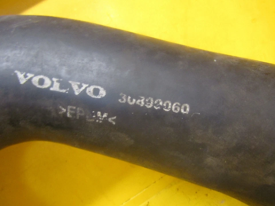 Volvo S40 2000-2004 OEM manguera intercooler superior 00 01 02 03 04 Foto 4 de 4