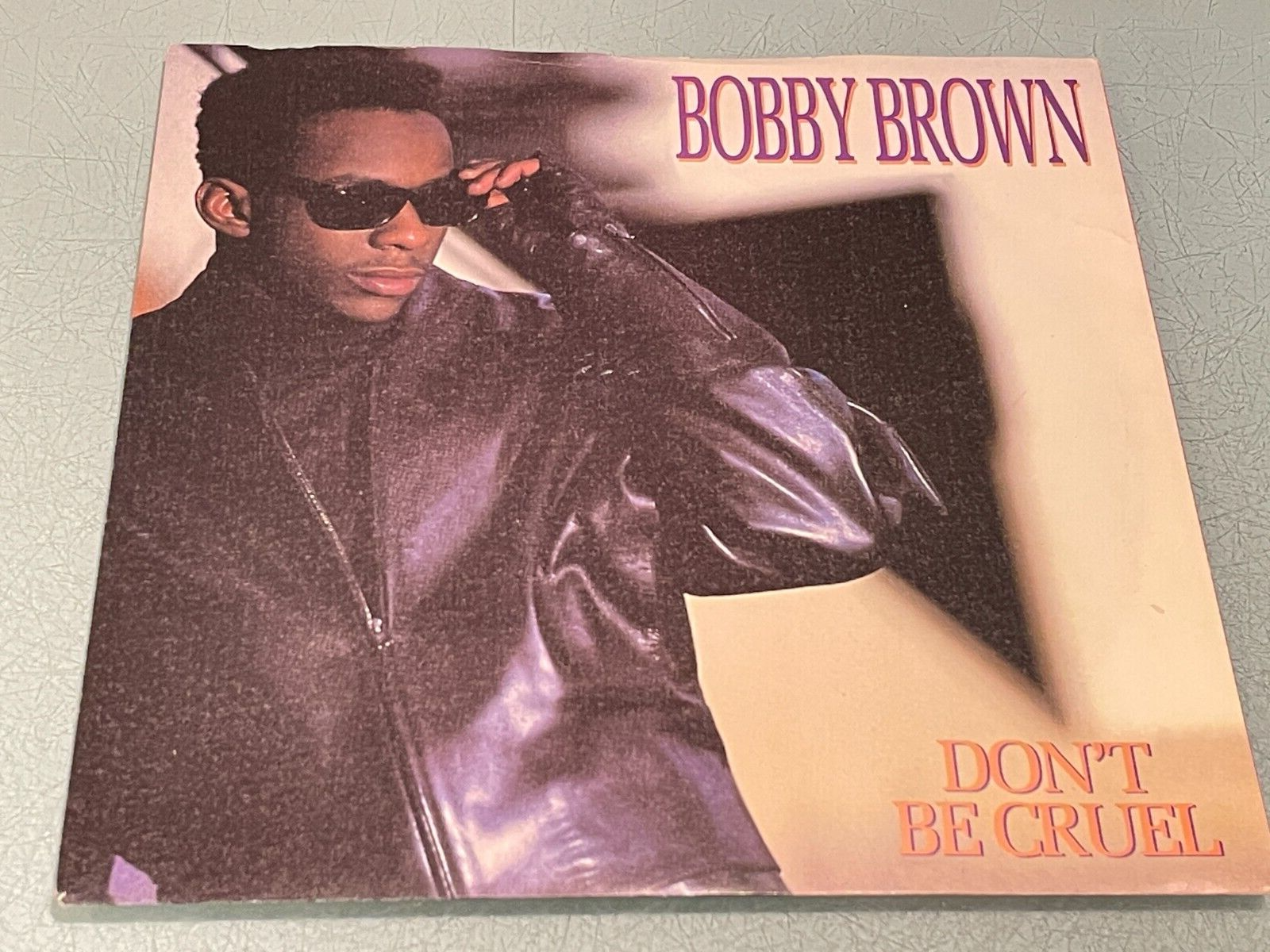 Bobby Brown - Don't Be Cruel - Vinyl Record 7"" Single - 1988 MCA Records 1310