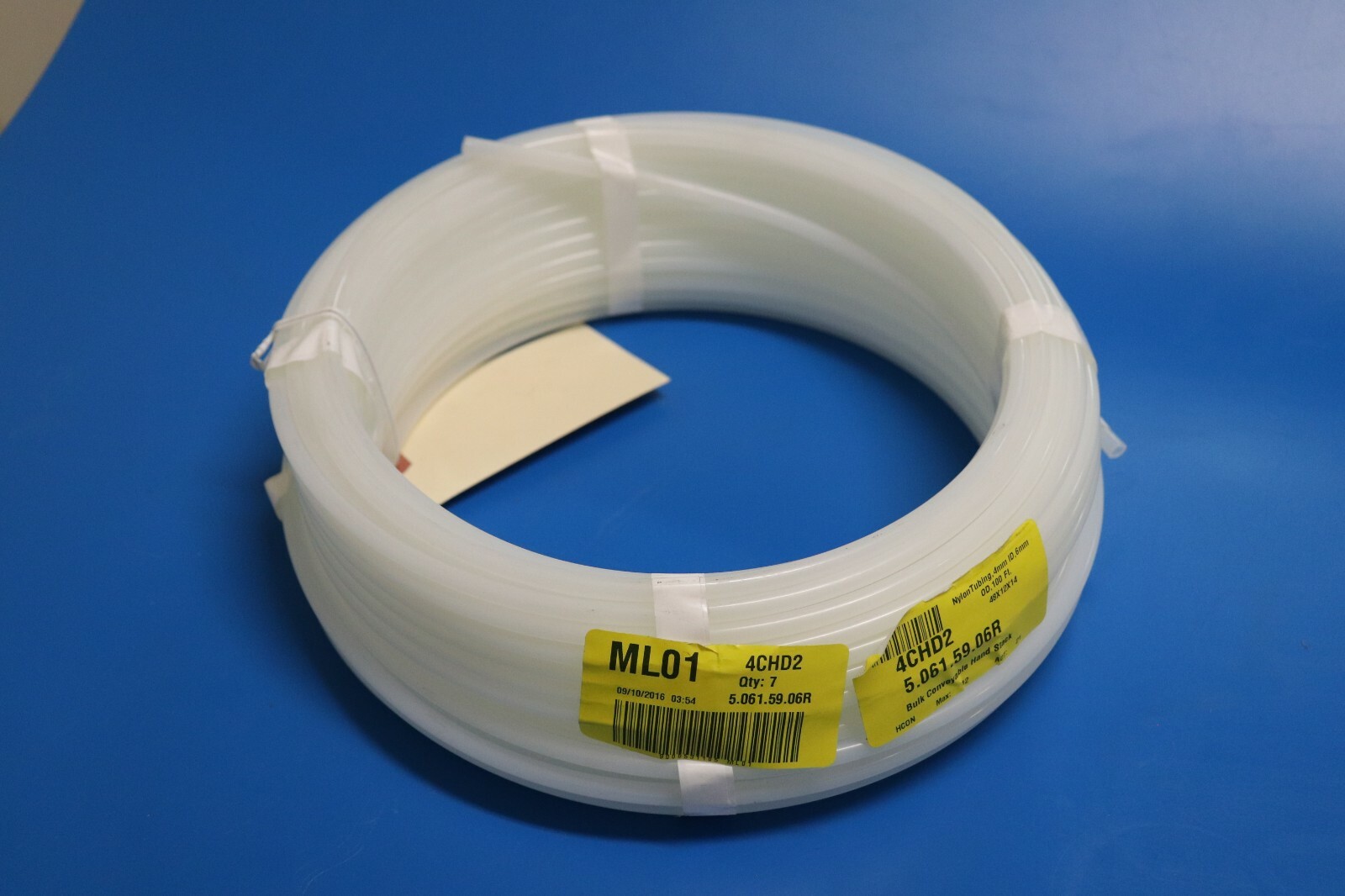 Nylon PlasticMetric Tubing Fuel/Lubricant Inner Dia 4 mm Outer Dia 6