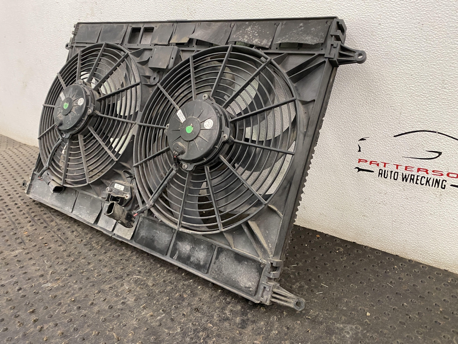2006 MASERATI M139 QUATTROPORTE AC CONDENSOR COOLING FAN MOTOR
