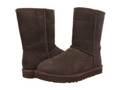 NWOB MEN'S UGG CLASSIC SHORT DECO STOUT BROWN