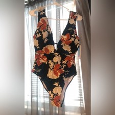 Floral pattern Cupshe swimsuit size L