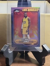 LeBron James BLUE DOT REFRACTOR CARD SP TOPPS CHROME LOS ANGELES LAKERS MVP MINT