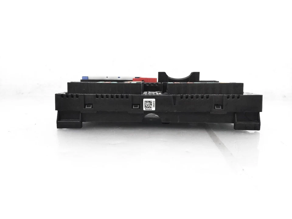 Caja de distribución de fusibles traseros BMW 330I 2019-2024 61-35-8-795-478 Foto 4 de 4