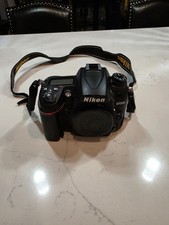 NIKON CAMERA D7000 Body Only With Bag