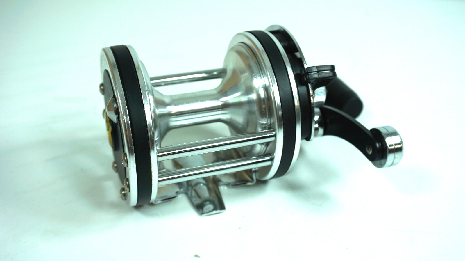 Lever Drag Trolling Reel LD-6300 for Near Shore Economical Fishing Reel