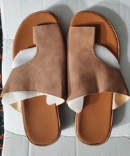 Women Sandals Size 4 Color Beige