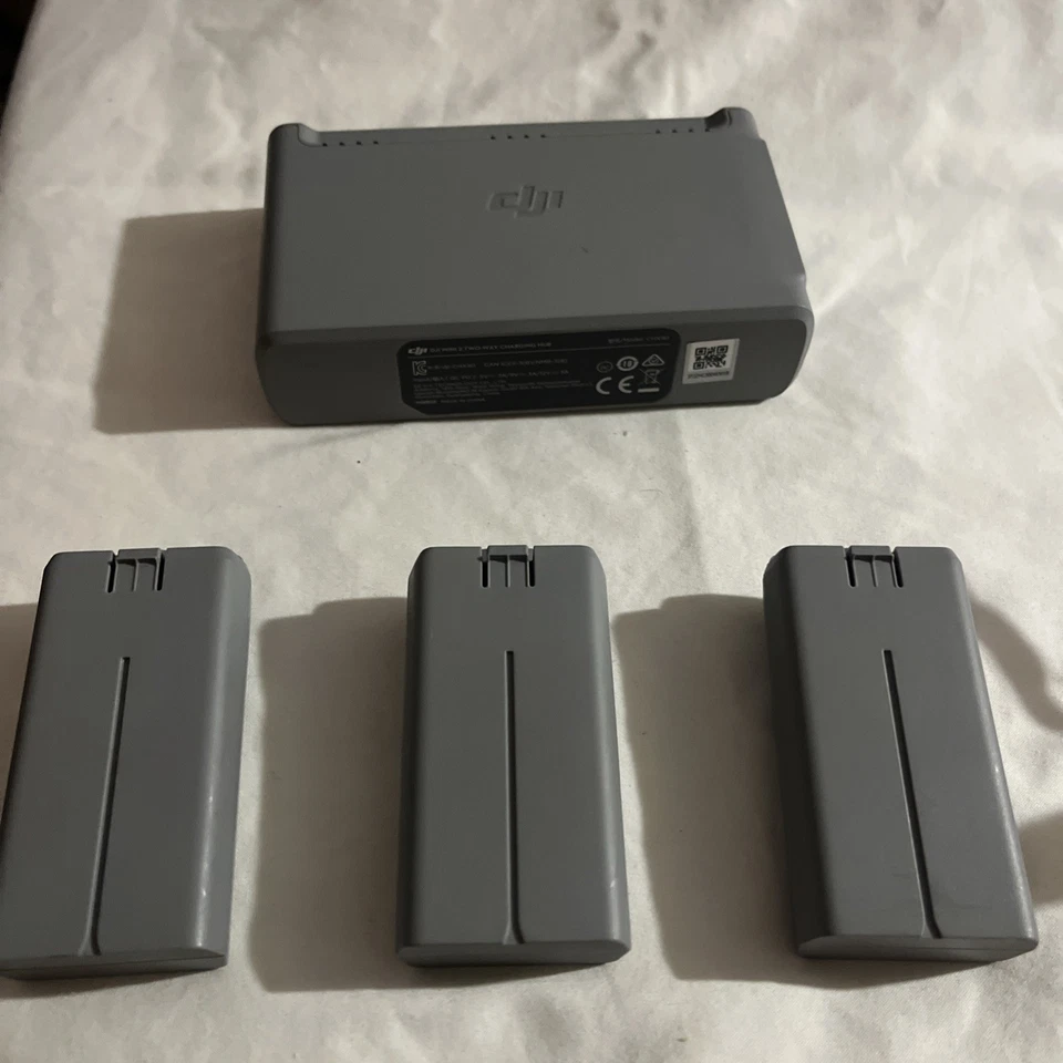 DJI Mini 2 Ultralight Drone Quadcopter 4K Camera with Controller, Micro SD, ND - Image 2 of 2