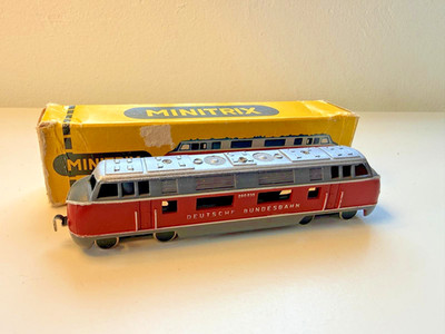Schiebetrix Minitrix 7821 Diesellok V200 035 mit OVP neuwertig