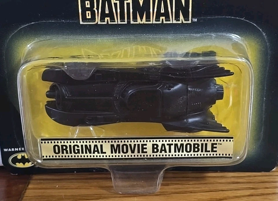 Vintage 1999 Hasbro Batman Original Movie Batmobile Die Cast Metal 26041 New - Image 2 of 4