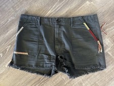 The Great Embroidered Pocket Khaki Shorts Cotton Green Size 29 Thisisthegreat