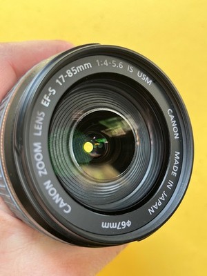 Canon EF-S 17-85mm f4-5.6 IS USM Zoom + Macro Lens