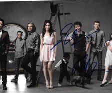 * JEREMY ALLEN WHITE & EMMA KENNEY * signed 8x10 photo * SHAMELESS * 7