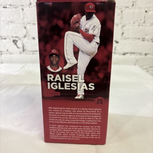 Cincinnati REDS Bobbleheads LOT (3) New In Box IGLESIAS, DESCLAFANI, SUAREZ - Picture 3 of 15