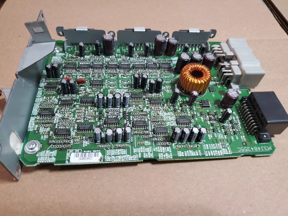 Amplificador de audio Acura TL 2004-2008 - reacondicionado/reconstruido con condensadores mejorados Foto 3 de 3