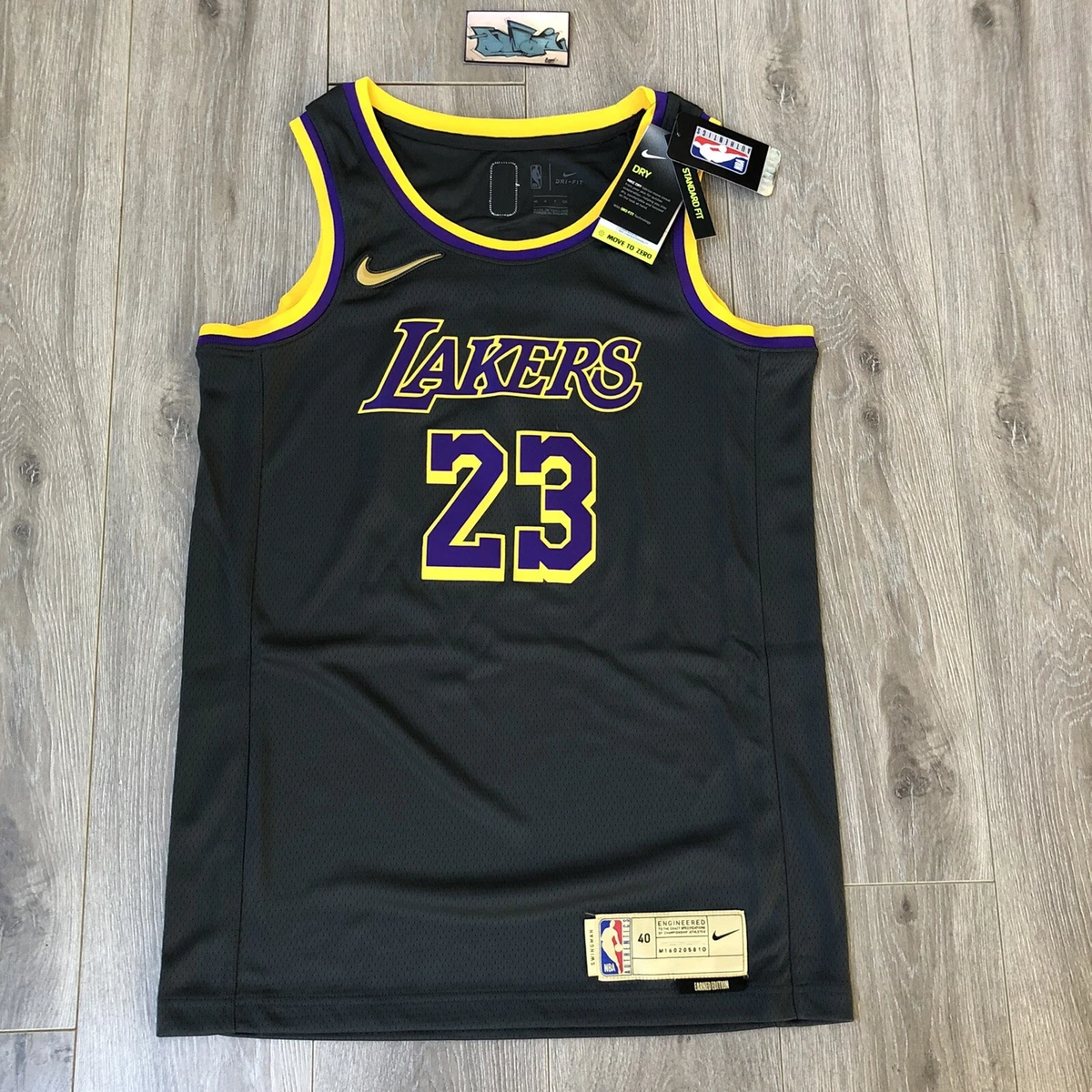 Nike Little Kids' Los Angeles Lakers LeBron James #23 Yellow