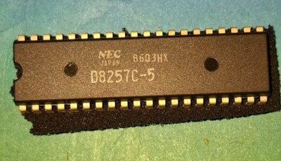 1 x D8257C-5 ;  programmable DMA-Controller, 4-Channel - DIP-40 NEC Japan