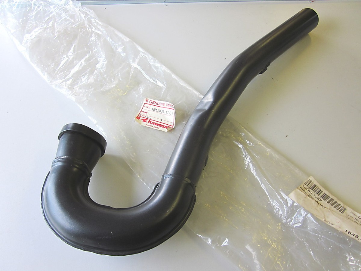 バッグ m Kawasaki KL600 KL 600 A1 1984 -84 Exhaust Pipe 18049-1267 NOS | eBay