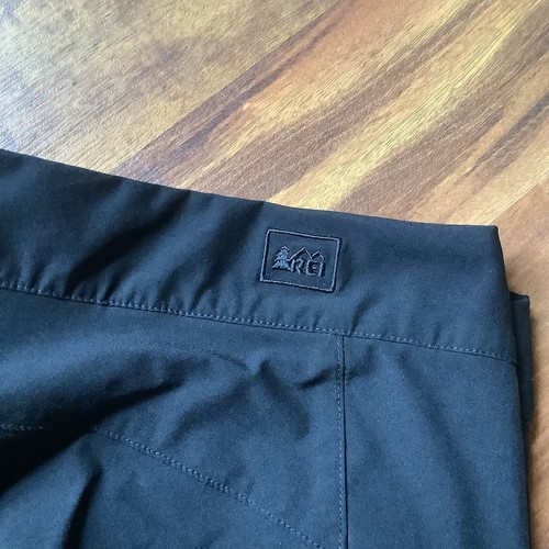 REI Size 10 Black Nylon Blend Lightweight Roll Up Outdoor Pants - Picture 7 of 8