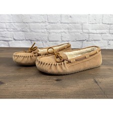 Minnetonka Womens Tan Suede Cally Moccasin Slipper Shoes Size 7M Cabincore Cozy