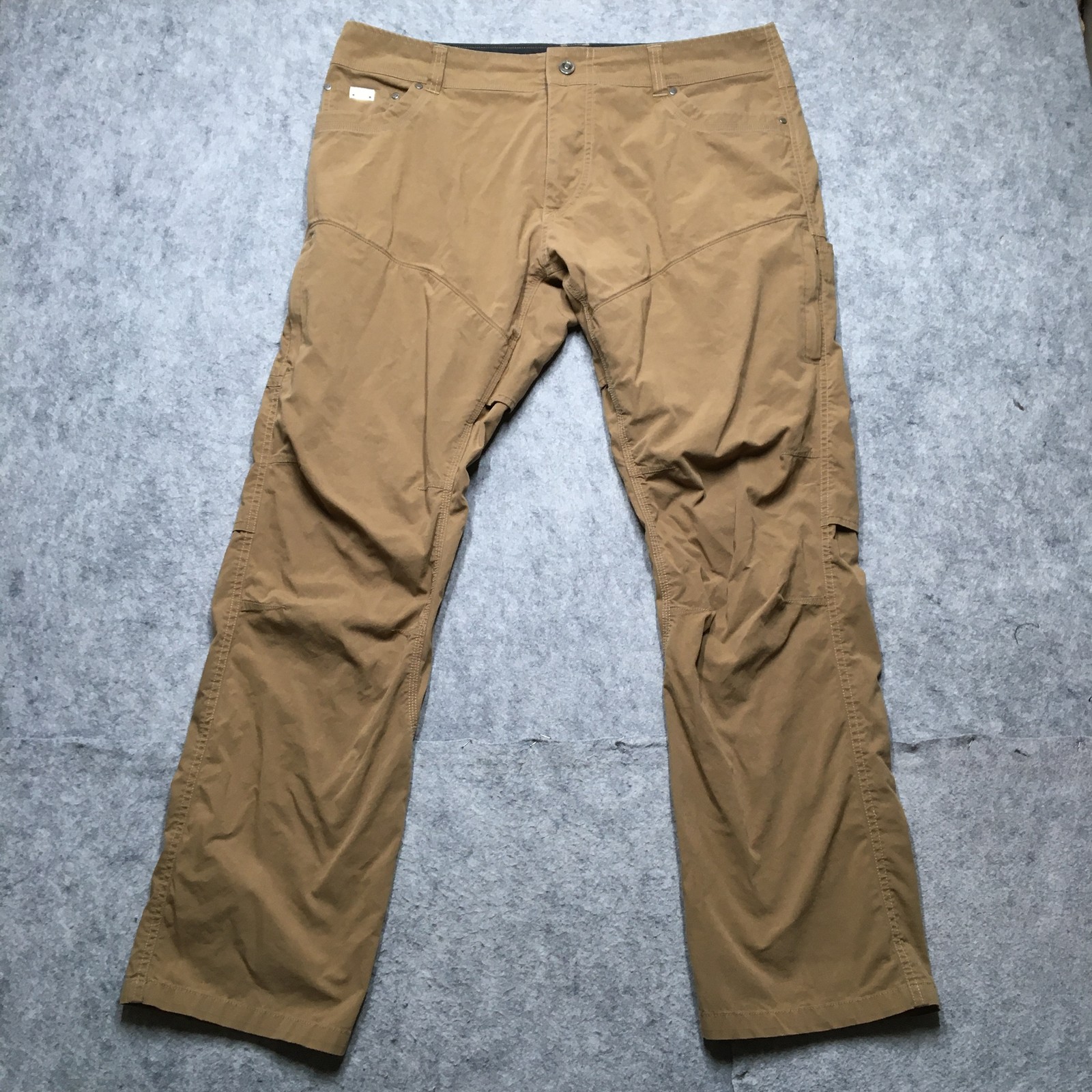 Kuhl Konfidant Air Mens 38x32 Brown Cargo Hiking Pants with Vented Knees