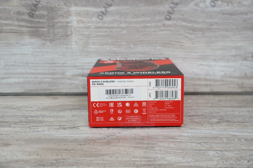 SteelSeries Aerox 3 Wireless Gaming Mouse FAZE Clan Edition - Brand New - Image 3 of 4