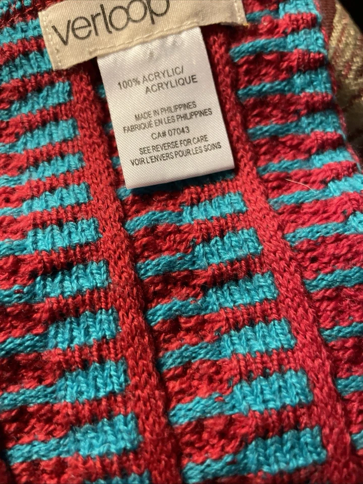 Bufanda infinita cálida geométrica Verloop Urban Outfitters para mujer Foto 2 de 2