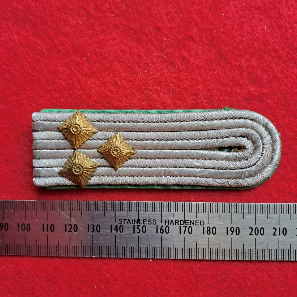 German Army Sergeant Major Rank Shoulder Board Title - Image 2 of 3