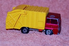 Matchbox Superfast Refuse Truck Lesney - 1979 NO 36