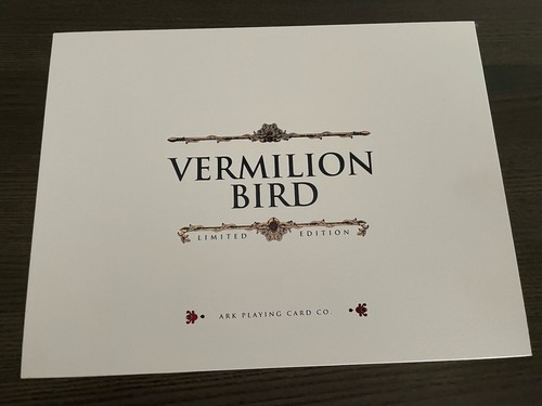 NUOVO SIGILLATO - Set scatola classica Vermilion Bird di carte da gioco Ark #X/1000 limitata - Foto 7 di 10