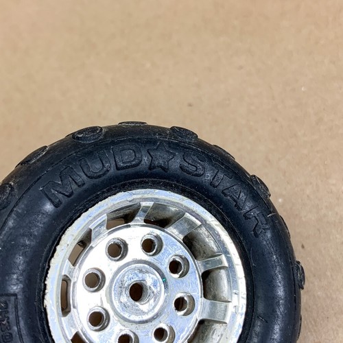 Kyosho Mud Star 11.50R-15 Vintage Tire & Rim RC Wheel - Picture 2 of 12