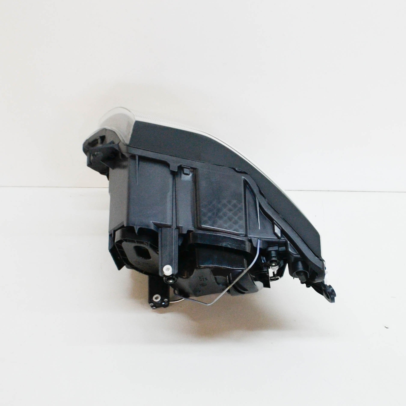 BMW Z4 Roadster E85 Front Right Headlight LHD 63127165674 7165674  